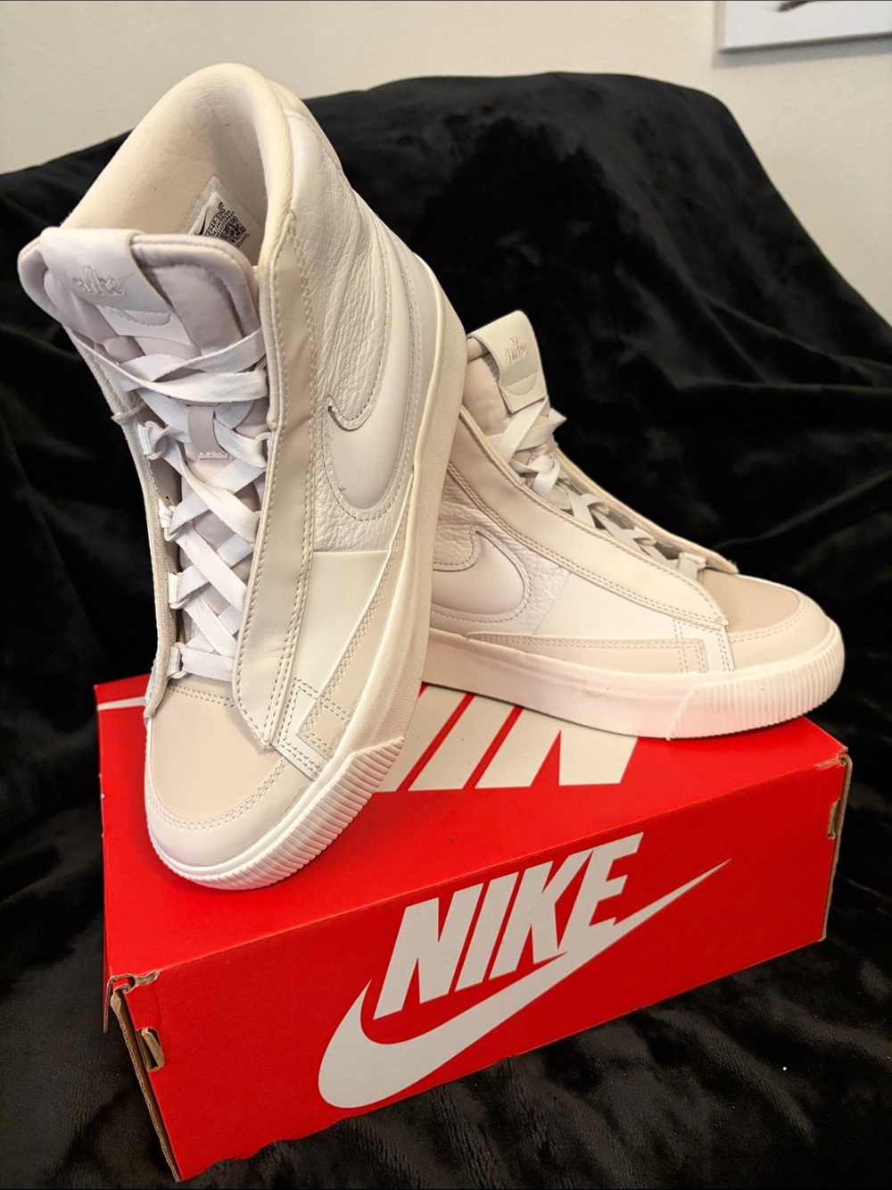 *Nike Women or Men’s White/Bone Mid-Top Leather Sneakers